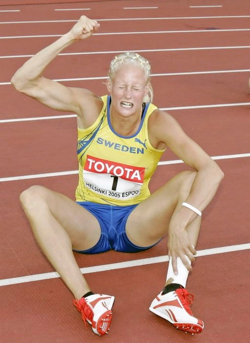 Відверті пози привабливих спортсменок (50 фото) – фото 25