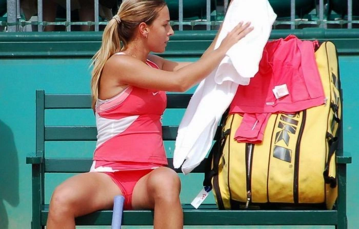 Відверті пози привабливих спортсменок (50 фото) – фото 27