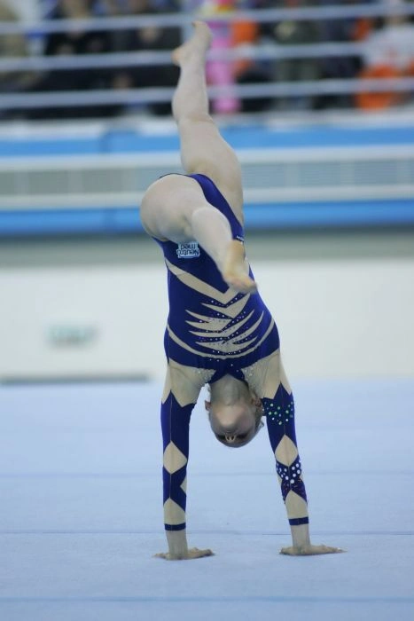 Відверті пози привабливих спортсменок (50 фото) – фото 46