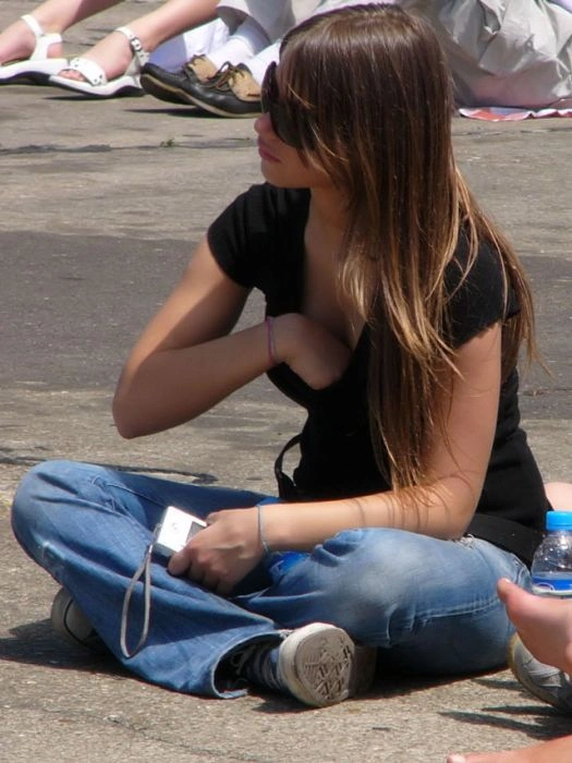 Дівчата, з якими можна познайомитися на вулиці (31 фото) – фото 1