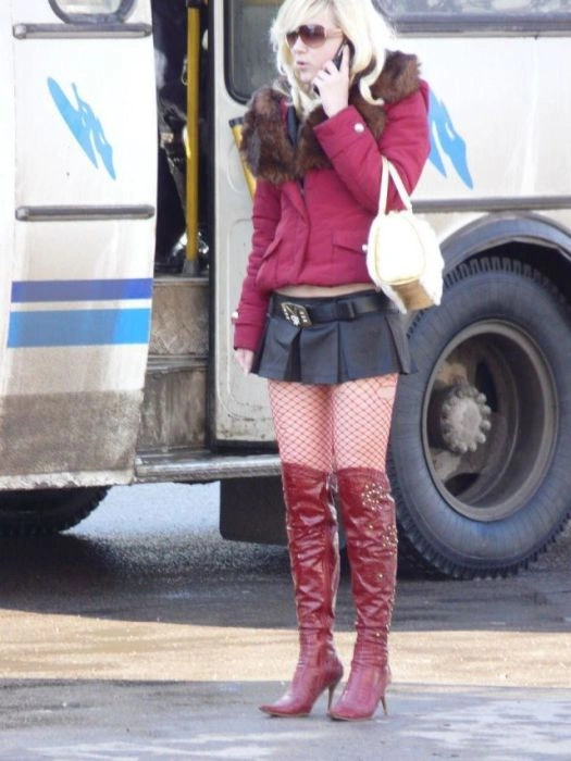 Дівчата, з якими можна познайомитися на вулиці (31 фото) – фото 9