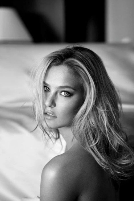 Красиві дівчата з просторів мережі (77 фото) – фото 76