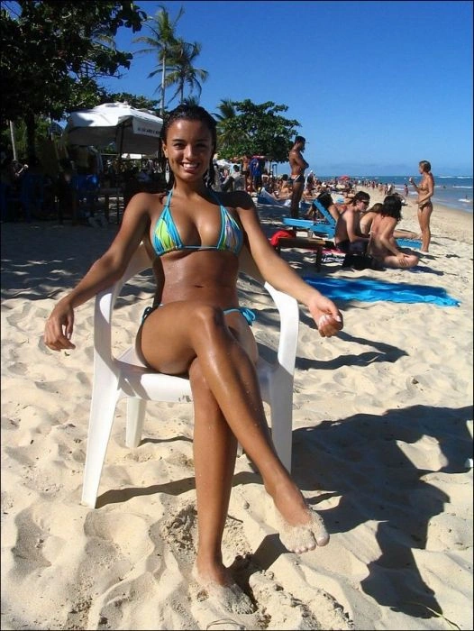 Гарні дівчата засмагають (43 фото) – фото 28