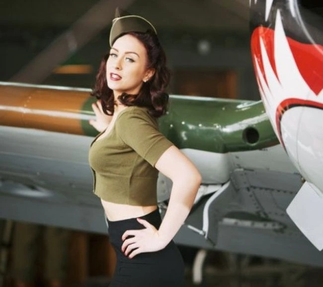 Спокусливі красуні в стилі Пін-Ап (57 фото) – фото 46