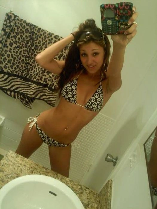 Дівчата фотографують себе в дзеркалі (43 фото) – фото 27