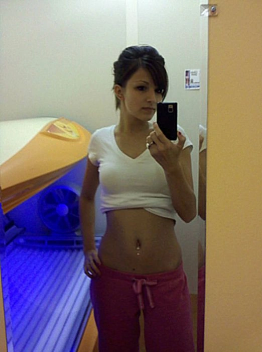 Дівчата фотографують себе в дзеркалі (43 фото) – фото 42