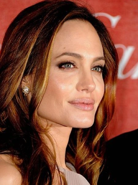 Найкращі зірки, чиї тіла є ідеалом для пацієнтів пластичних хірургів (14 фото) – фото 11