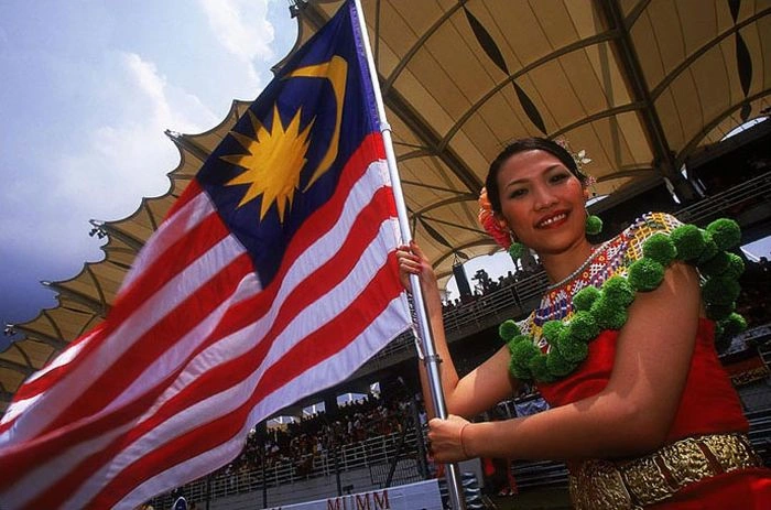 Гарні дівчата Формули 1 (67 фото) – фото 12