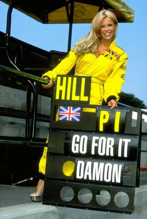 Гарні дівчата Формули 1 (67 фото) – фото 26