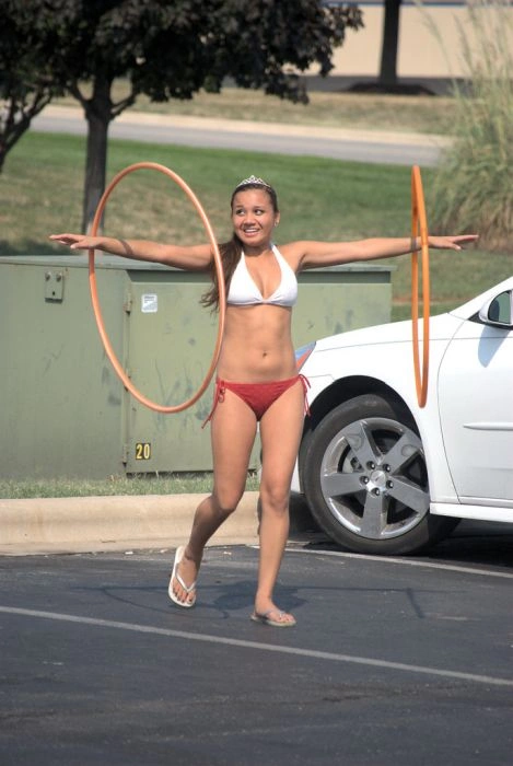 Сексуальні дівчата на автомийці. Частина 2 (64 фото) – фото 61