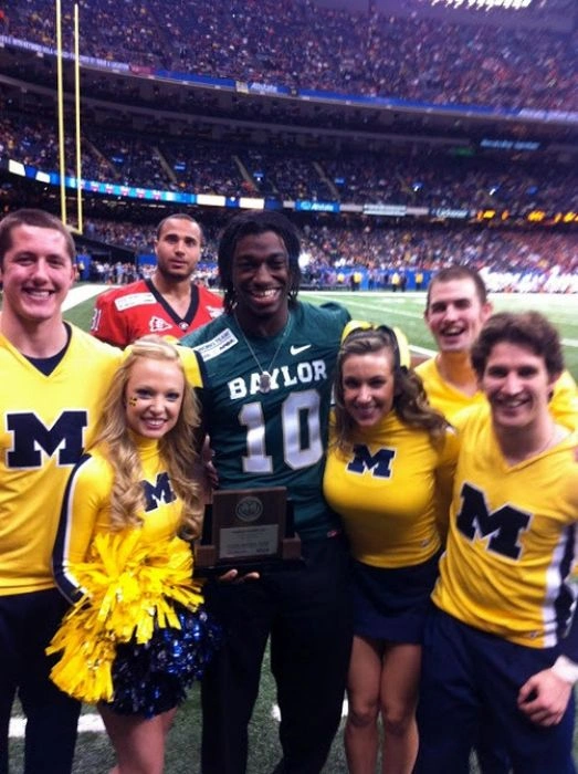 Чарівні дівчата з групи підтримки (70 фото) – фото 21