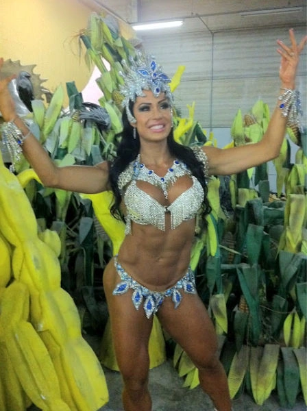 Бразильська дива - королева самби (29 фото) – фото 17