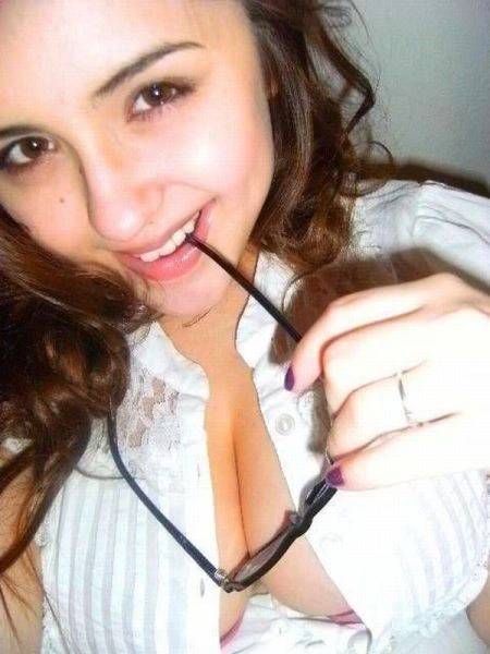 Сексуальні дівчата, яким важко дивитися в очі. Частина 2 (53 фото) – фото 53