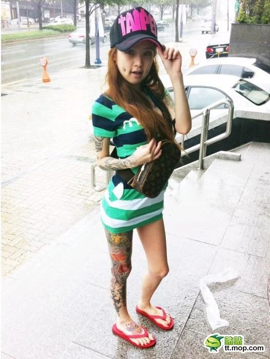 Найсексуальніший майстер татуювання (30 фото) – фото 10