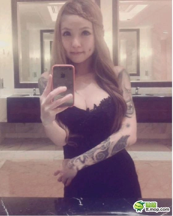 Найсексуальніший майстер татуювання (30 фото) – фото 14