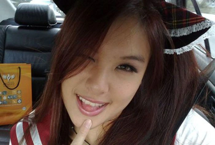 Дівчата підморгують (43 фото) – фото 20