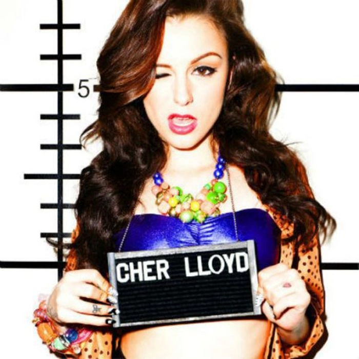 Дівчата підморгують (43 фото) – фото 30