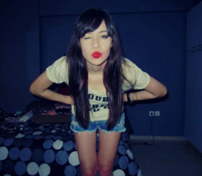 Дівчата підморгують (43 фото) – фото 36