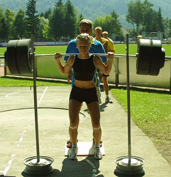 Надміцнені дівчата (40 фото) – фото 13