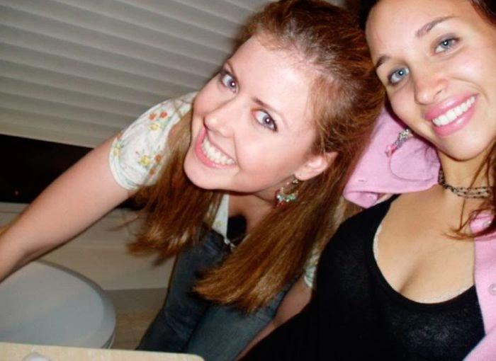 П'яні дівчата розважаються в туалеті (88 фото) – фото 47