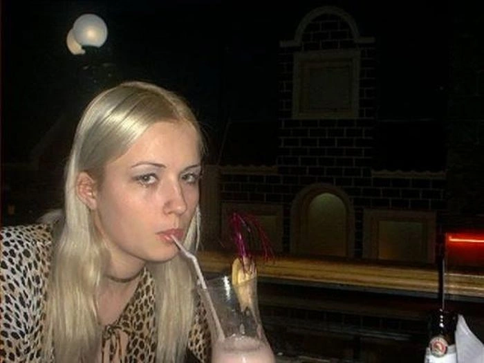 Як насправді виглядає Нахема: Валерія Лук'янова (Amatue) (10 фото) – фото 10