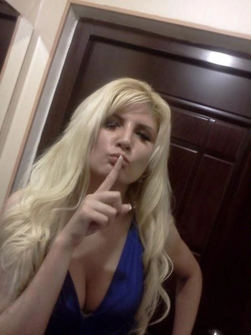 Елегантна співробітниця приймальні Д.А.Медведєва (21 фото) – фото 14