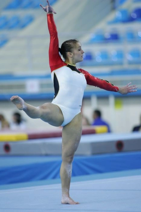 Відверті пози привабливих спортсменок. Частина 3 (70 фото) – фото 5