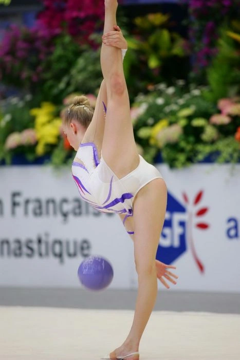 Відверті пози привабливих спортсменок. Частина 3 (70 фото) – фото 15