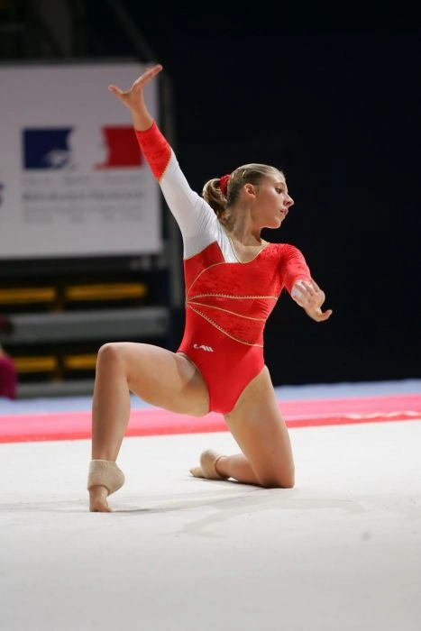 Відверті пози привабливих спортсменок. Частина 3 (70 фото) – фото 32