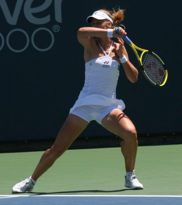 Відверті пози привабливих спортсменок. Частина 3 (70 фото) – фото 44