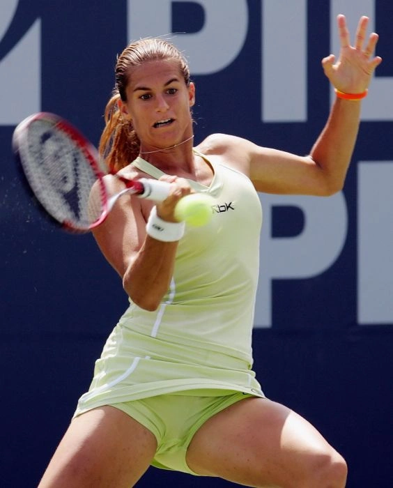 Відверті пози привабливих спортсменок. Частина 3 (70 фото) – фото 47