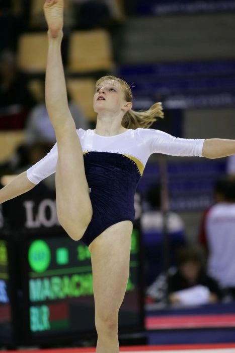 Відверті пози привабливих спортсменок. Частина 3 (70 фото) – фото 63