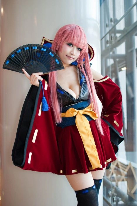 Дівчата в спокусливих косплей костюмах (53 фото) – фото 37