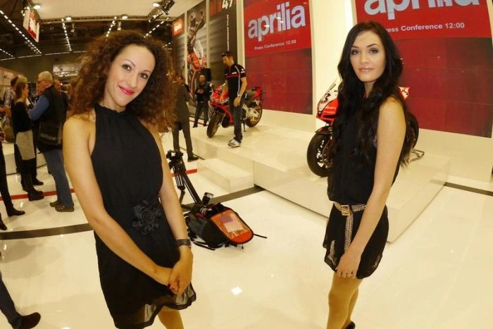 Дівчата з мотовиставки Intermot 2012 (106 фото) – фото 13