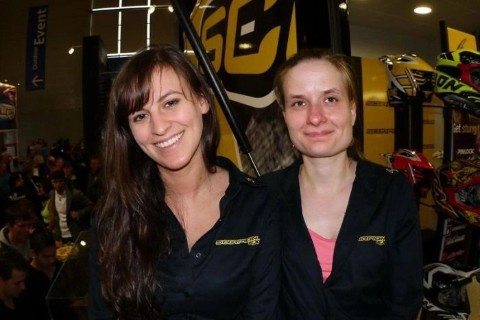 Дівчата з мотовиставки Intermot 2012 (106 фото) – фото 40