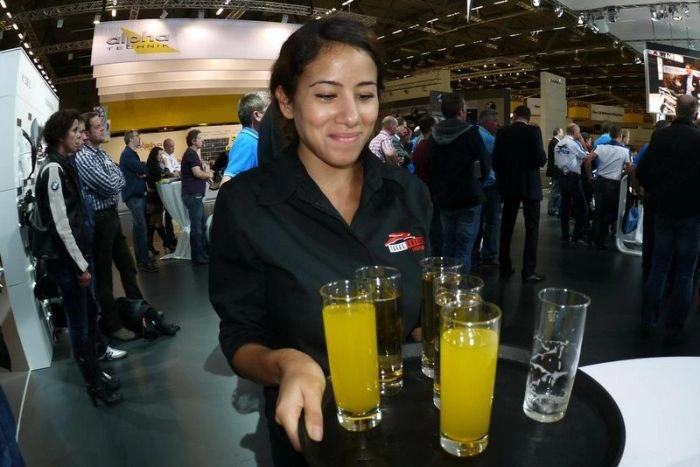 Дівчата з мотовиставки Intermot 2012 (106 фото) – фото 58