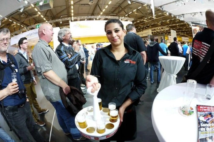 Дівчата з мотовиставки Intermot 2012 (106 фото) – фото 59