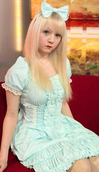 Жива лялька (17 фото) – фото 16