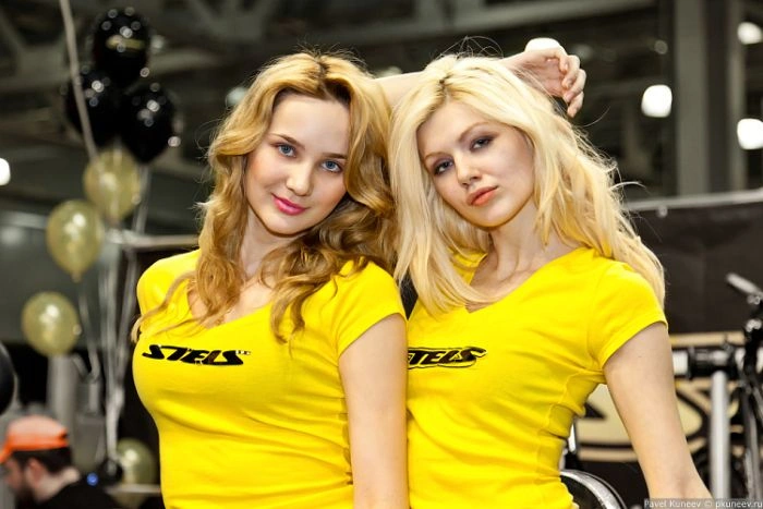 Дівчата з виставки Мото-Парк 2012 (70 фото) – фото 63