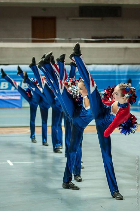 Чірлідинг у російському стилі (59 фото) – фото 38