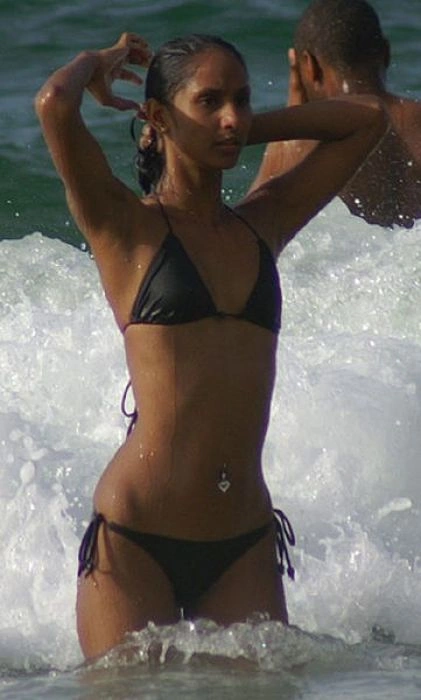 Дівчата в бікіні (97 фото) – фото 19