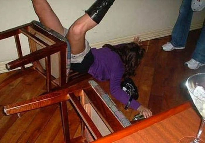 Сексуальні дівчата розважаються на вечірках (40 фото) – фото 8