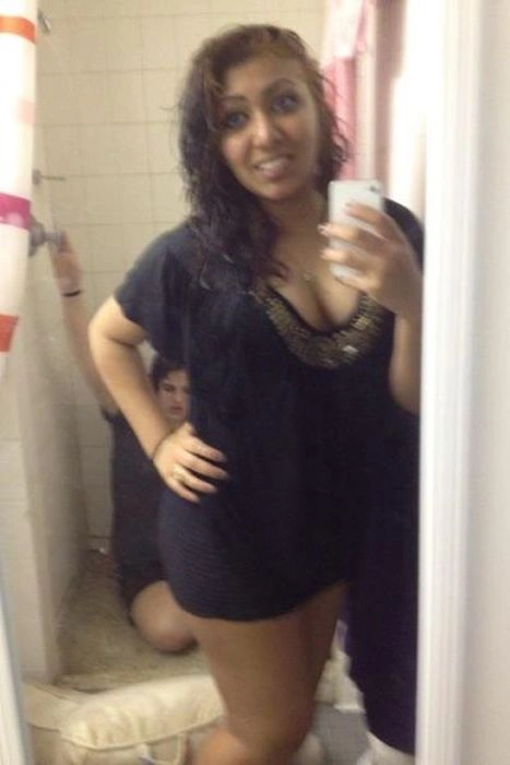 Сексуальні дівчата розважаються на вечірках (40 фото) – фото 36