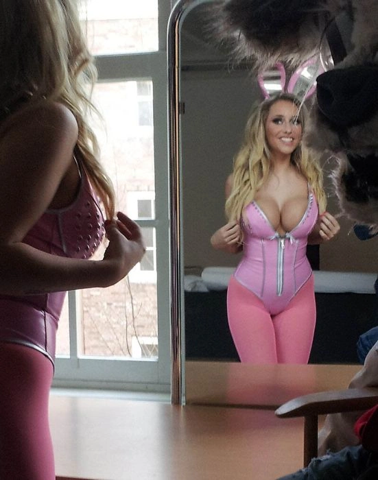 Приватні фото дівчат з Playboy (48 фото) – фото 13