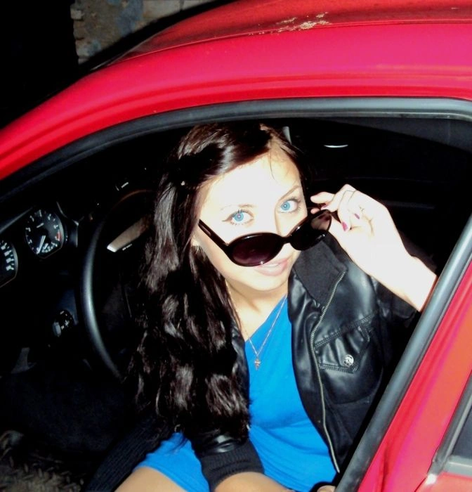 Дівчата та автомобілі (23 фото) – фото 13