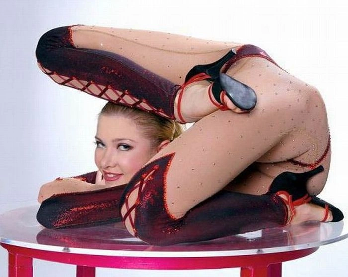 Найгнучкіша жінка на планеті (73 фото) – фото 49