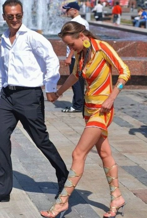 Дівчата та фонтани (34 фото) – фото 20