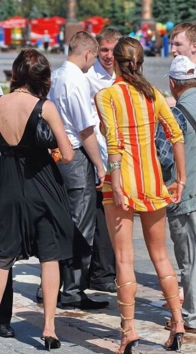 Дівчата та фонтани (34 фото) – фото 21