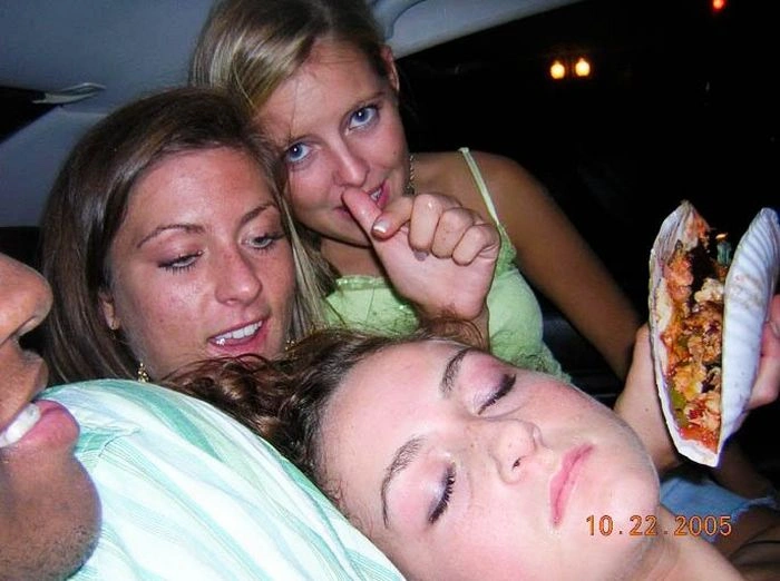 Дівчата розважаються (94 фото) – фото 72