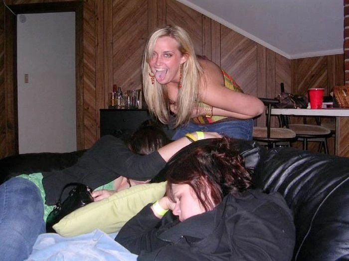 Дівчата розважаються (94 фото) – фото 84